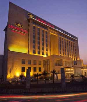 escorts service crowne-plaza-gurgaon hotel